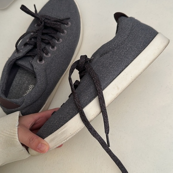 Allbirds - Picture 4 of 4